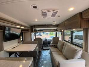 PROMO NOUVEAU 2025 Winnebago Sunstar 33K prêt à la vente - Product Image 6