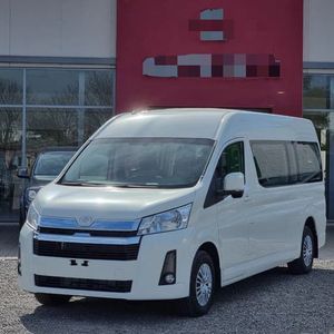 2021 2020 2022 Toyota Hiace รถบัสสินค้าใหม่ - Product Image 2