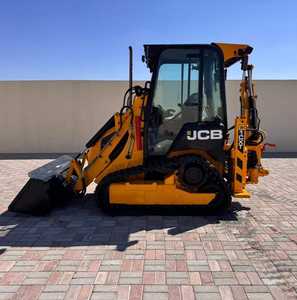 Chargeuse-pelleteuse sur chenilles JCB 1CXT 4X4 pour travaux de construction et agricoles, neuve, garantie 2 ans, 1500 kg - Product Image 2