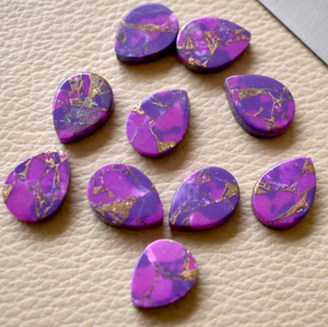 พลอยแบนรูปลูกแพร์ทองแดงสีม่วงสำหรับทำเครื่องประดับแบบ DIY ทำต่างหูแหวนจี้สร้อยคออัญมณีทรงหลังเบี้ยผู้จัดจำหน่ายเครื่องประดับหินวันเกิด - Product Image 4