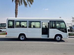 Autobús Toyota Coaster de 11-20 Asientos, Diésel Euro 6, Volante a la Izquierda, Autobús Urbano - Product Image 3