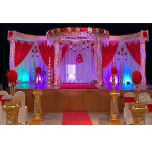 Mandap de Boda con Pilares de Cristal Dorados, Atractivos Pilares de Boda Dorados, Mandap Indio, Mandaps de Cristal para Bodas Indias Fusionadas, Reino Unido - Product Image 1