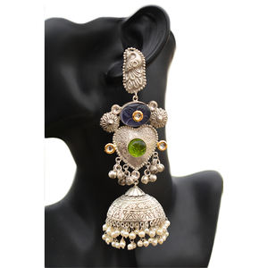 ต่างหูห่วงแบบจุมก้าขนาดใหญ่ ทำจากทองเหลืองเคลือบเงิน ดูเหมือนงานฝีมือแบบดั้งเดิม สำหรับเด็กผู้หญิงและผู้หญิง - Product Image 1