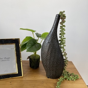 Attractive <b>Table</b> top Metal Flower Vase Set of 2 Home Decorating <b>Table</b> Vase Rough Finished Powder Coated Aluminium Flower Vase - Product Image 2