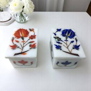 La mejor caja de incrustaciones de mármol de diseño de calidad de construcción superior con regalos únicos de piedra semipreciosa hechos a mano - Product Image 1