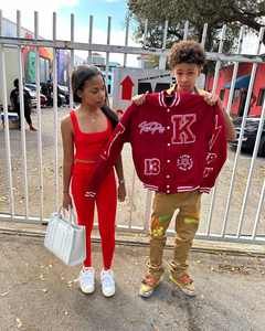 Venta al por mayor 2025 100% lana personalizada Varsity chaqueta de manga larga acolchado logotipo personalizado invierno Varsity chaqueta cómoda OEM - Product Image 1