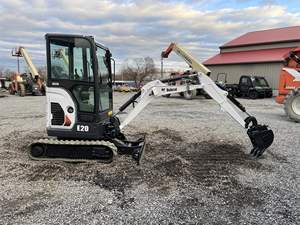 2018 Mini excavatrice E20 avec moteur Kubota Kawasaki vannes hydrauliques 2ton poids de fonctionnement - Product Image 2