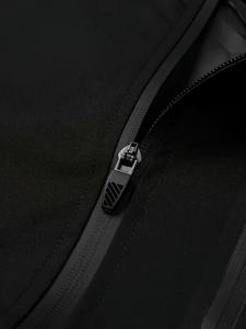Chaqueta ligera impermeable para exteriores para hombre con capucha a prueba de viento Logotipo personalizado Ropa de senderismo negra para protección contra la lluvia - Product Image 3