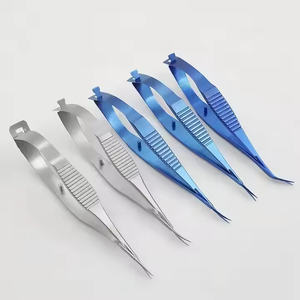 Juego de Instrumentos de Tijeras para Capsulotomía Quirúrgica Oftálmica con Puntas Anguladas, Acero Inoxidable, Manual, Reutilizable - Product Image 3