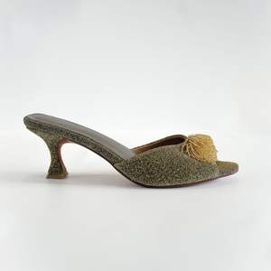 รองเท้าส้นสูงหรูหรา KMS รุ่นใหม่ MS Lena Style พรีเมียม ทำมือ คุณภาพสูง ผ้าไนลอนด้านบน บุผ้ากำมะหยี่ด้านใน ผลิตในอินโดนีเซีย - Product Image 3