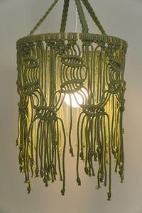 Lámpara de araña de algodón de macramé verde oliva, luz de techo hecha a mano de estilo bohemio para sala de estar, decoración India para el hogar - Product Image 4