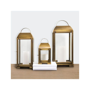 Ensemble de trois lanternes en métal en laiton antique avec panneaux en verre transparent Bougeoirs avec poignées pour la décoration intérieure Mariages et événements - Product Image 1