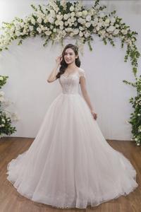 OEM Dentelle de haute qualité pour les mariages d'été des adultes fait à la main Vintage Floral Ball Print Luxury Ball Gown Beading Plus Sizes - Product Image 4