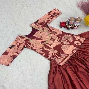 Top corto con estampado Kalamkari de calidad superior con falda estampada Digital, traje étnico elegante para mujer, conjunto de fiesta de diseñador - Product Image 6