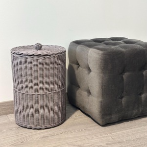 Cesta Alta de Mimbre Gris con Tapa para Organizar Almohadas y Mantas, Cestas de Almacenamiento Hechas a Mano, Ratán Natural, Modernas y Multifuncionales - Product Image 5