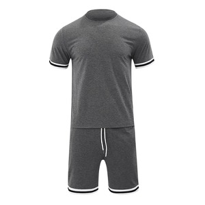 Tenue décontractée de rue d'été pour hommes ensemble de deux pièces en gros avec short imprimé et t-shirts séchage rapide et respirant - Product Image 1