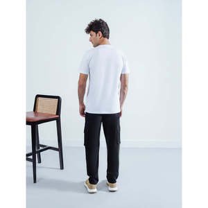 เสื้อยืด ANEKO ผ้าฝ้าย 100% สวมใส่สบาย ทรงปกติ น้ำหนัก 300 กรัม ผ้าเจอร์ซีย์ ลายเรียบ ป้ายยี่ห้อแบบกำหนดเอง ปักโลโก้ ตัวอย่างฟรี สินค้าใหม่ - Product Image 4