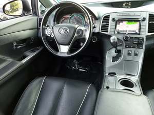 Toyota Venza LE V6 AWD 2015 en venta / Auto usado impecable, libre de accidentes y sin ninguna falla / Auto con volante a la izquierda - Product Image 5