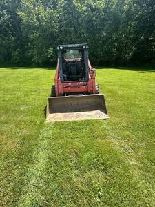 Minicargadora Kubota SSV65 2017-64 HP 2.690 LB ROC Compacto y confiable - Product Image 4