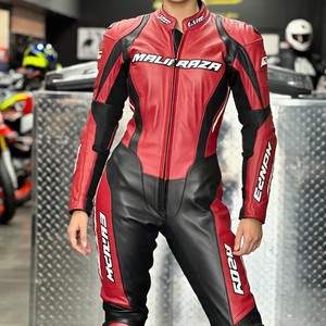 Traje de cuero Premium asequible para motocicleta, ajuste personalizado de lujo, diseño de marca, alta calidad con opciones de logotipo - Product Image 4