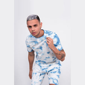 Conjunto de camiseta y pantalones cortos de manga corta personalizados de secado rápido de verano para hombre, nuevo diseño de moda con cuello redondo y cierre de cintura elástica - Product Image 6