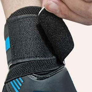 Gants de gardien de but de football Rip-Tab Strap pour autour du poignet et protection supplémentaire des doigts Gants de gardien de but d'entraînement - Product Image 6