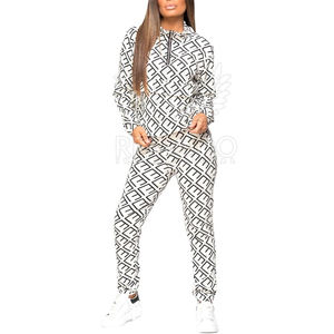 Chándal de sublimación para mujer con estampados llamativos y chándal de sublimación para mujer Premium Comfort - Product Image 6