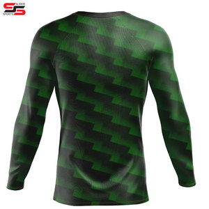 Couleurs unies de haute qualité Design personnalisé Rash Guard vente en gros Rash Guards pour hommes en gros pour adultes - Product Image 2