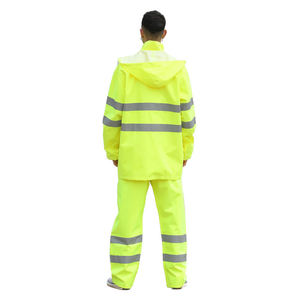 2025 alta calidad deportes correr poliéster hombres chaquetas al aire libre moda Casual ligero rompevientos conjuntos - Product Image 1