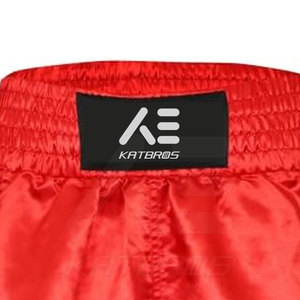 กางเกงชกมวยสีแดง KATBROS สำหรับผู้ใหญ่ แบบยูนิเซ็กซ์ สีพื้น สำหรับศิลปะการต่อสู้ ทนทาน น้ำหนัก 140 กรัม ผลิตจากไนลอน/โพลีเอสเตอร์ ทรงปกติ - Product Image 3