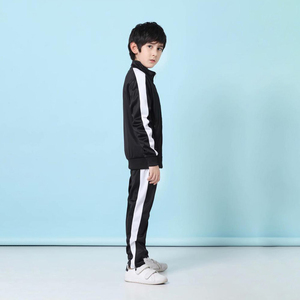 Survêtement de sport à capuche à fermeture éclair à rayures latérales pour enfants Nouveau produit survêtement pour enfants belle sueur et survêtement de suivi sur mesure - Product Image 4