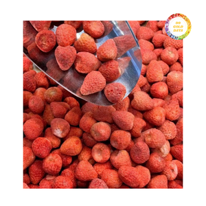 Fournisseur vietnamien en gros de tranches de fraises séchées biologiques, qualité assurée, goût sucré, apparence attrayante, emballage en vrac - Product Image 3