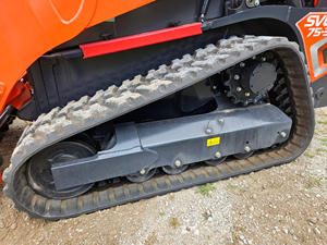 รถตักล้อยางอเนกประสงค์ขนาดกะทัดรัด Kubota SVL75-3 สำหรับงานขนย้ายวัสดุ ปรับระดับ ขุดดิน การเกษตร และงานก่อสร้าง - Product Image 5