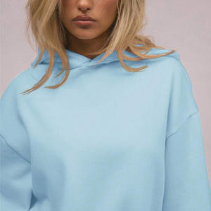 Sudaderas con capucha con hombros caídos para mujer, sudaderas de gran tamaño con estampado de logotipo personalizado diseñadas para uso diario, entrenamiento físico y viajes - Product Image 5