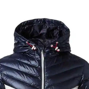 Veste matelassée pour homme avec logo personnalisé sur le devant, couleur unie, chaude pour l'hiver, doublure en cachemire, imperméable, vente en gros 2022 - Product Image 3