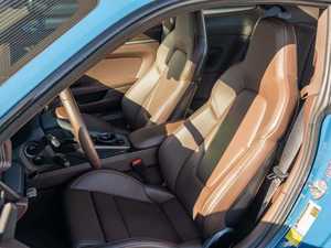 รถมือสอง ปี 2024 911 Carrera S Coupe ขับเคลื่อนล้อหลัง ล้อแม็ก R17 เบาะหนังสีเข้ม พวงมาลัยซ้าย เกียร์อัตโนมัติ หลังคาซันรูฟแบบพาโนรามา สภาพดี - Product Image 2