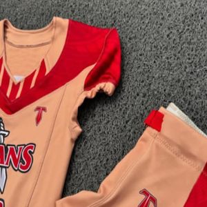 Camiseta de fútbol americano unisex más vendida, uniformes de fútbol americano personalizados para jóvenes y adultos - Product Image 4