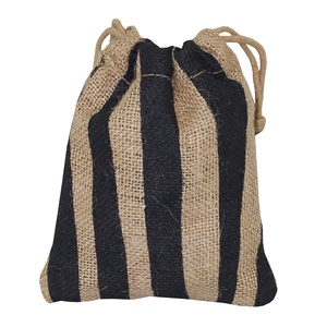 Sac cadeau en toile de jute personnalisé 12X15 CM sacs à cordon en jute pour noël fête de mariage faveur bonbons pochette à cordon Logo personnalisé - Product Image 1