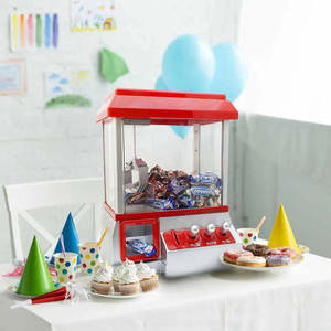 Mini máquina de plástico con pinzas de dibujos animados, juguete promocional para niños con diseños de huevos y caramelos de gelatina - Product Image 2