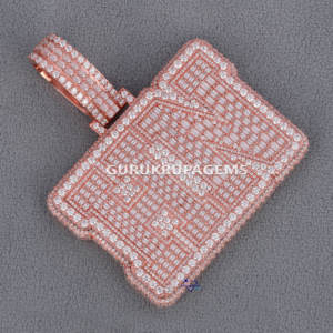 Moda Un colgante exclusivo intrincadamente de moda en plata de ley 925 con joyería de diamantes de moissanita de claridad VVS - Product Image 2