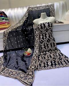 Salwar Kameez Gota Patti Moderno en Tonos Vibrantes para Mujer, Ropa Festiva con Artesanía Tradicional - Product Image 1