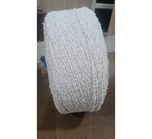 Hilo de fregona de alta demanda hecho de 100% algodón y con mezcla de polietileno en blanco crudo y teñido a precio barato - Product Image 1