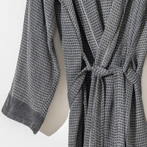 Albornoz de algodón lavado a la piedra Urgup hecho en Turquía tela transpirable peso ligero secado rápido verano todo el año ropa de dormir ropa de salón - Product Image 5