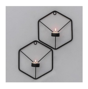 Bougeoir en métal élégant et fonctionnel conçu pour ajouter de la chaleur et du charme aux espaces modernes et vintage - Product Image 5