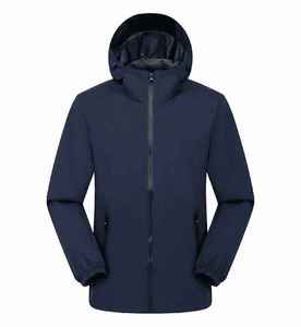 Veste de sport softshell pour hommes, imperméable, coupe-vent, respirant, pour la randonnée en plein air, en polyester, manteau à capuche léger pour hommes, conception personnalisée - Product Image 2