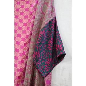 Robe kimono en soie florale indienne faite à la main, col en V, manches longues, grande taille, décontractée, respirante, longueur genou, vêtements de nuit d'automne pour femmes - Product Image 3