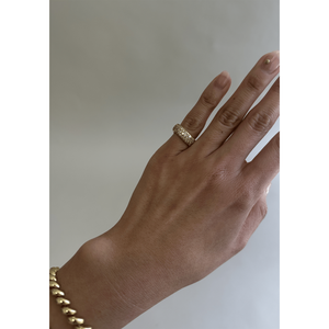แหวนเพชรฝังแบบวินเทจ 18k ดีไซน์คลื่นหนา หรูหราและสง่างาม - Product Image 2