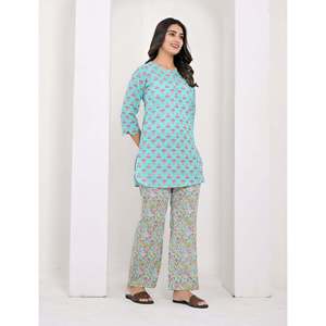ชุดเซ็ตผ้าฝ้ายสำหรับผู้หญิง Firozi ลายบุตติ แขนสามส่วนติดกระดุม เสื้อและกางเกงเข้าชุด สำหรับใส่ในช่วงฤดูร้อน ไซส์ XS - Product Image 4