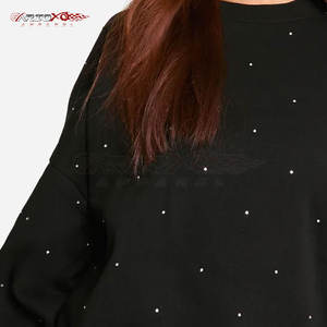 Sweat-shirt strass léger pour femmes avec un éclat élégant et un sweat-shirt strass brillant de style pull pour femmes - Product Image 4