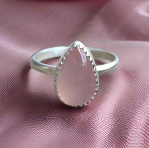 Handmade 925 Sterling Silver Eternity Vermeil <b>Ring</b> Unique Classic Design Pear Cut Natural <b>Rose</b> <b>Quartz</b> Gemstone for Weddings - Product Image 4